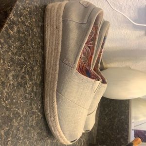 Bobs 8.5 wide width shoes